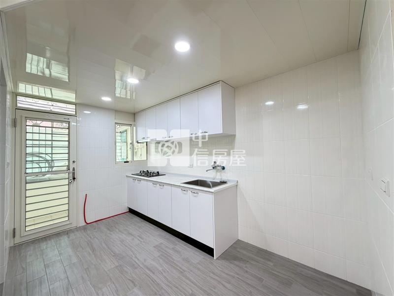 ◆國城採光屋房屋室內格局與周邊環境