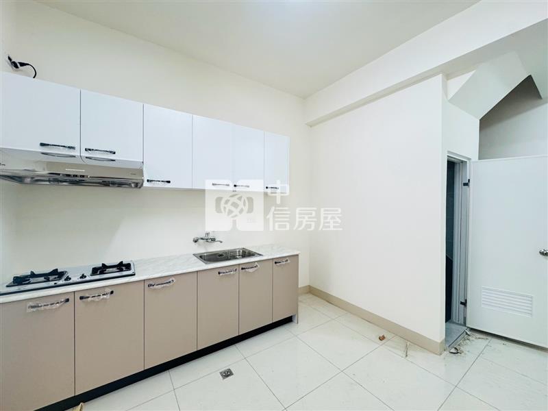 和生優質整新透天房屋室內格局與周邊環境
