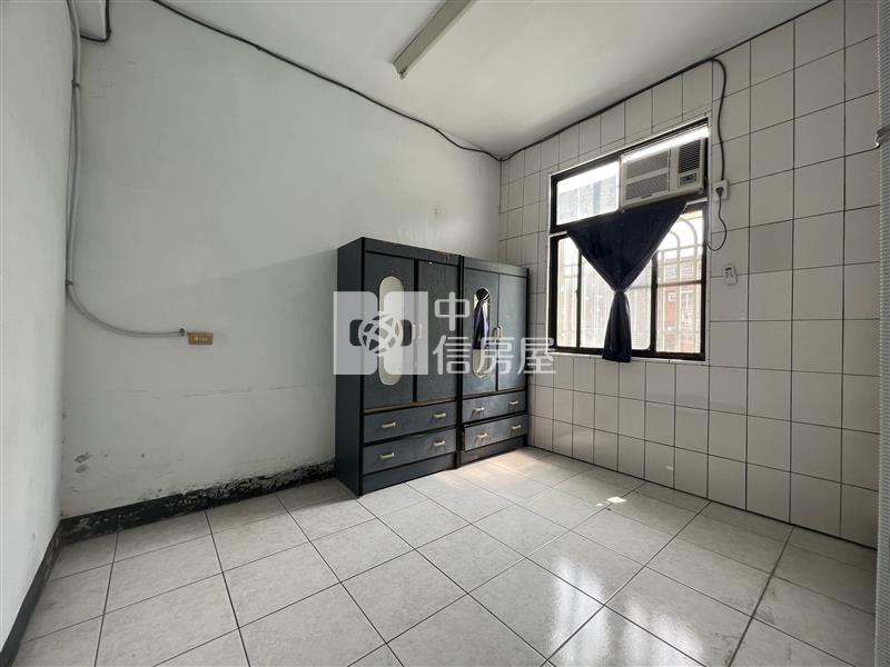 屏東房屋-龍泉金雞母透天房屋室內格局與周邊環境