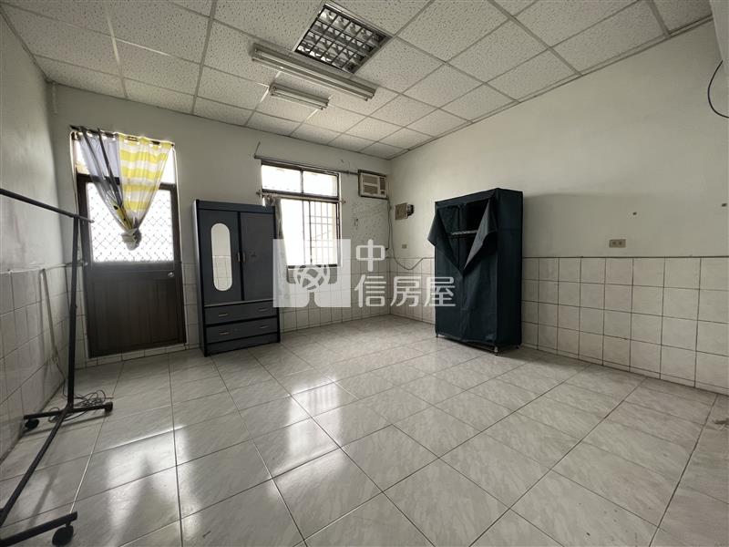 屏東房屋-龍泉金雞母透天房屋室內格局與周邊環境