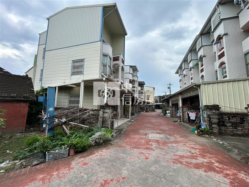 斗六近保長國小大面寬邊間透天房屋室內格局與周邊環境