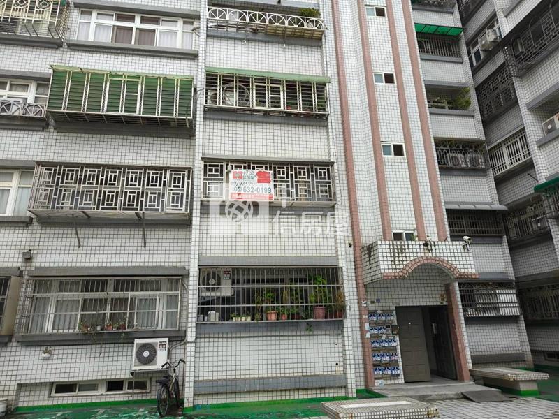 斗六鎮南公教華廈房屋室內格局與周邊環境
