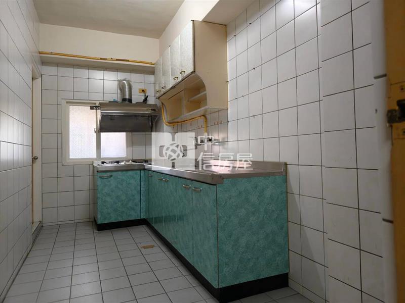 斗六鎮南公教華廈房屋室內格局與周邊環境