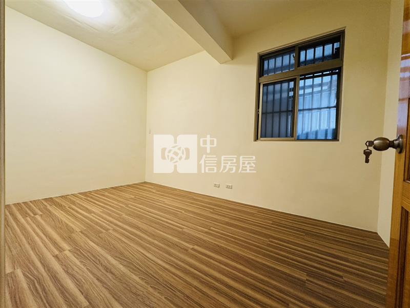 忠愛莊近青埔超值(車庫透天)房屋室內格局與周邊環境