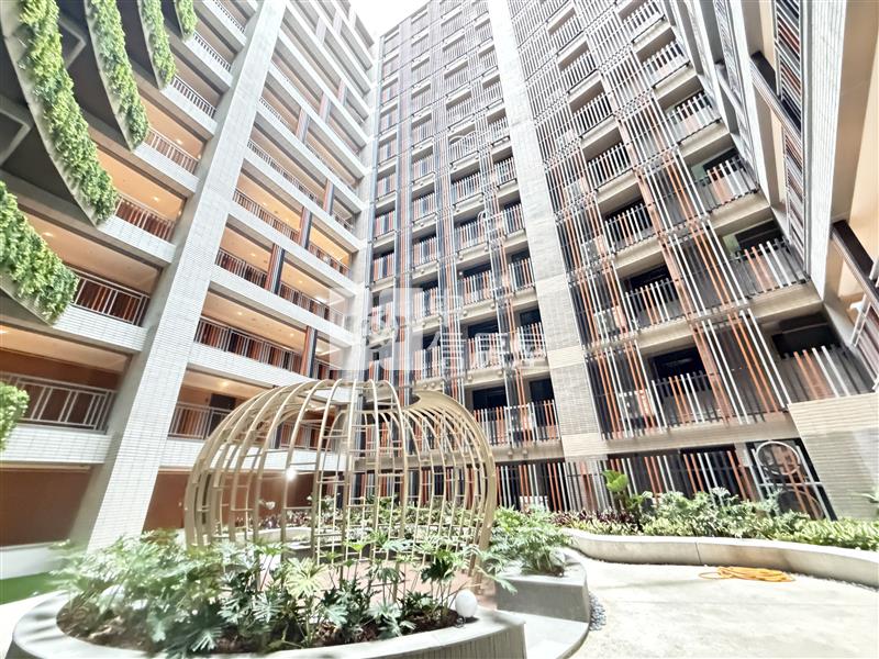 【安家】喜徠登稀有露台中庭花園輕豪宅房屋室內格局與周邊環境