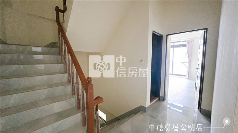 竹崎近85度C全新車庫別墅房屋室內格局與周邊環境