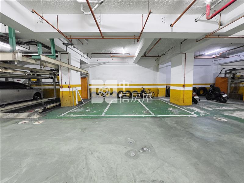 天之驕子百坪4套房3平車(事故屋)房屋室內格局與周邊環境