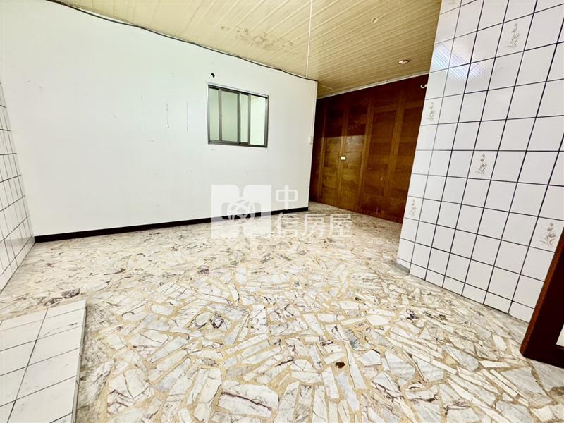 【安家】近過嶺央大大地坪透天店面房屋室內格局與周邊環境