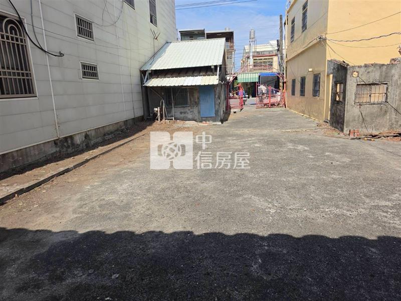 佳冬中山路商圈建地房屋室內格局與周邊環境