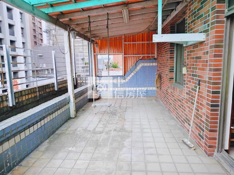 中壢火車站三角窗金店面房屋室內格局與周邊環境