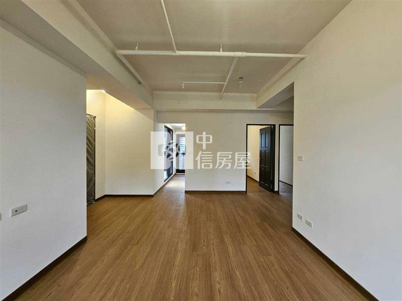 過嶺露臺景觀三房車房屋室內格局與周邊環境