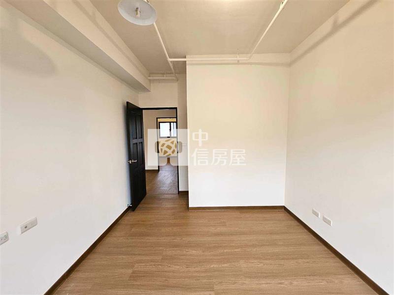 過嶺露臺景觀三房車房屋室內格局與周邊環境