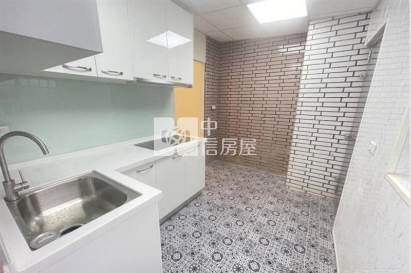 善化整新一樓寓平車房屋室內格局與周邊環境