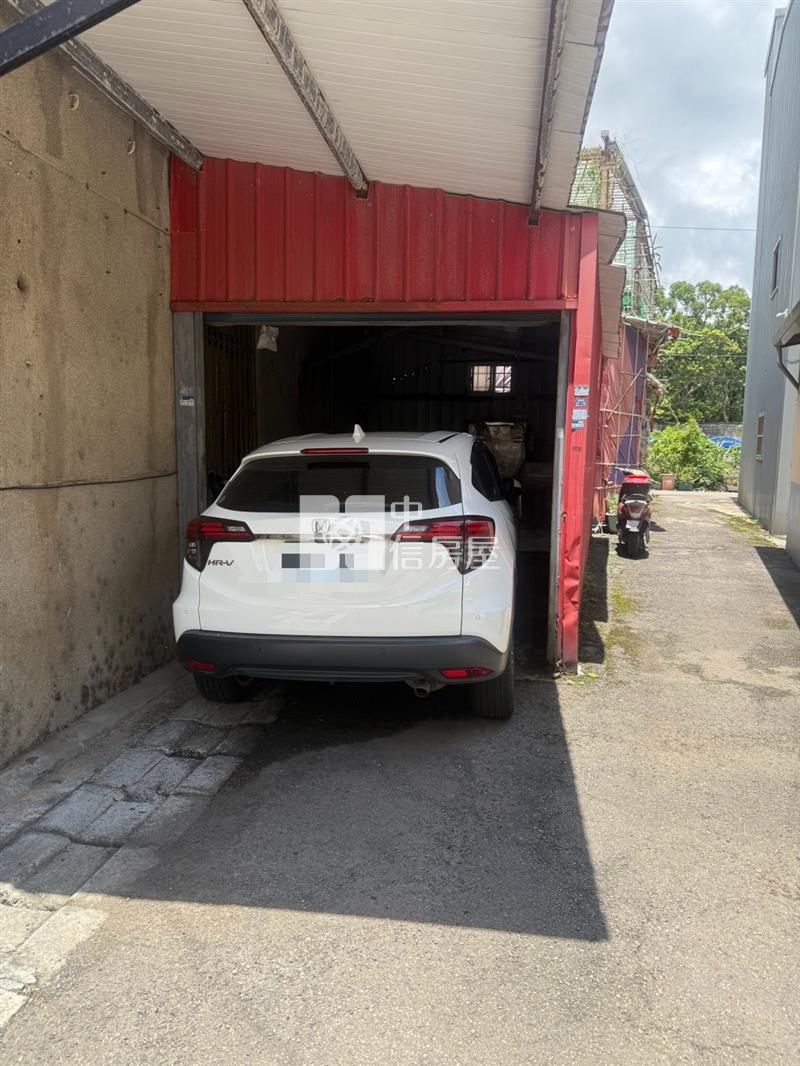 崙坪一路透天房屋室內格局與周邊環境