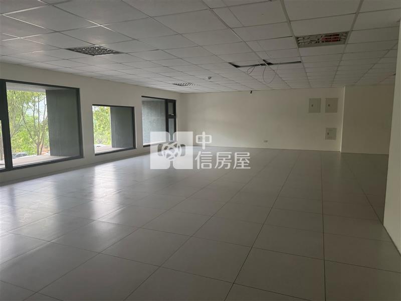新埔大面寬店面房屋室內格局與周邊環境