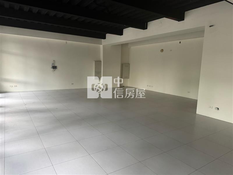 新埔大面寬店面房屋室內格局與周邊環境