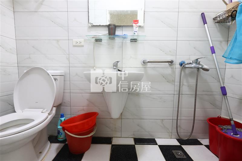 【安家】獅子林正金陵路美透店房屋室內格局與周邊環境
