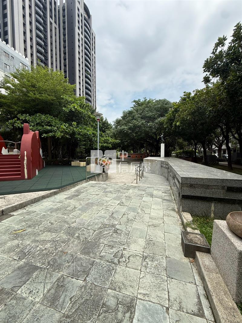 柳川面園道稀有透天房屋室內格局與周邊環境