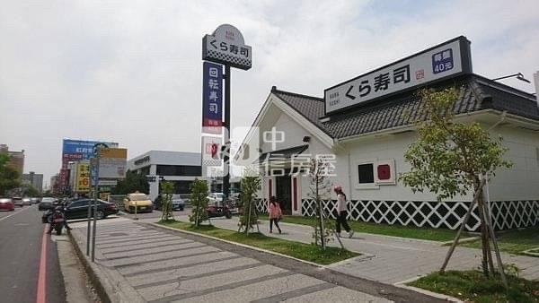 水湳愛買旁熱鬧收租角間透店房屋室內格局與周邊環境