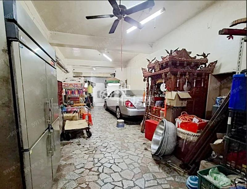 忠孝商圈郵局大地坪透店房屋室內格局與周邊環境