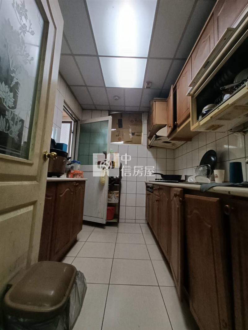 波特曼電梯三房車房屋室內格局與周邊環境