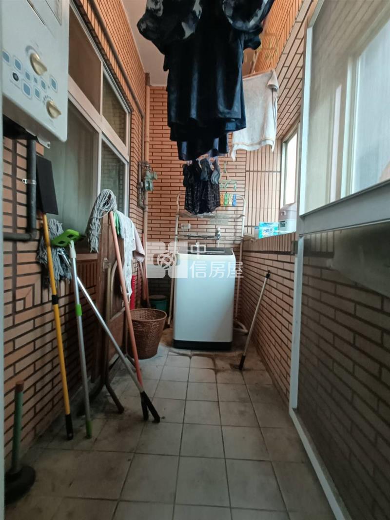 波特曼電梯三房車房屋室內格局與周邊環境