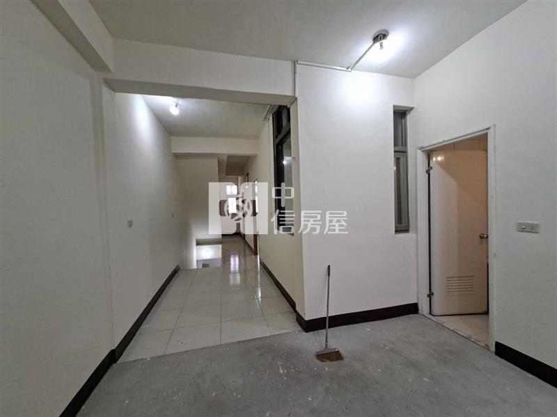 八德中山路透天房屋室內格局與周邊環境