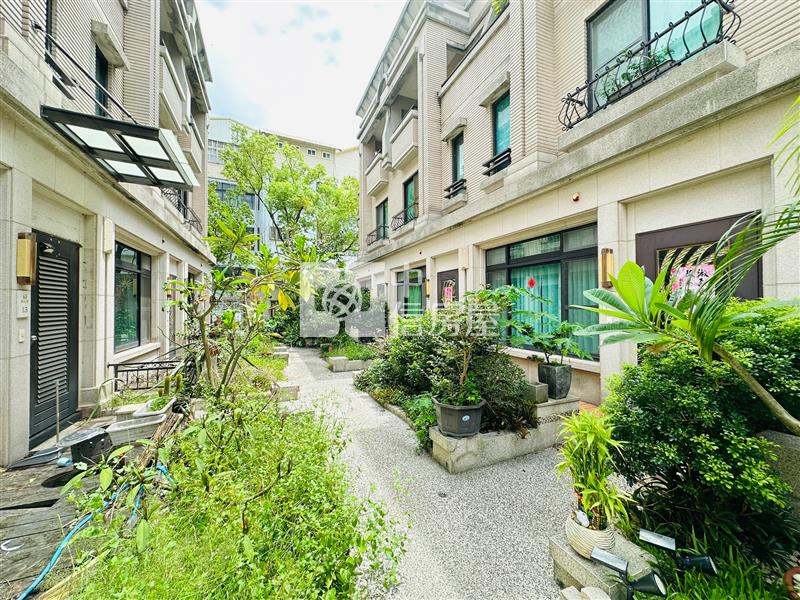 敦和庭園雙車別墅社區房屋室內格局與周邊環境