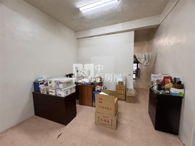 玉井市心民權商圈金店房屋室內格局與周邊環境