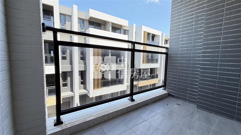 近新屋市區全新孝親房別墅房屋室內格局與周邊環境