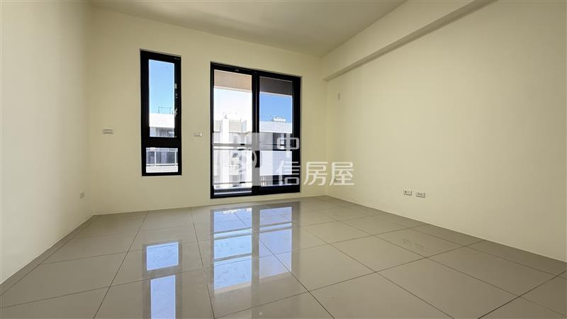 近新屋市區全新孝親房別墅房屋室內格局與周邊環境