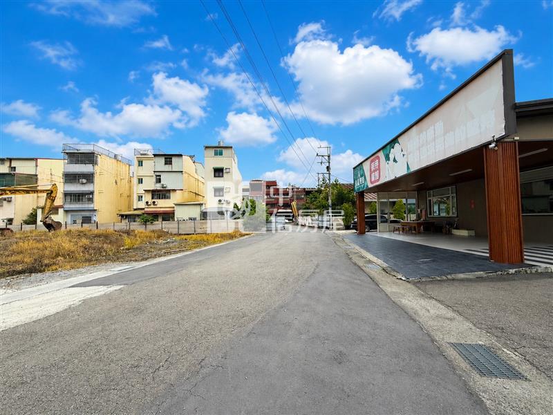 竹山重劃精華建地房屋室內格局與周邊環境
