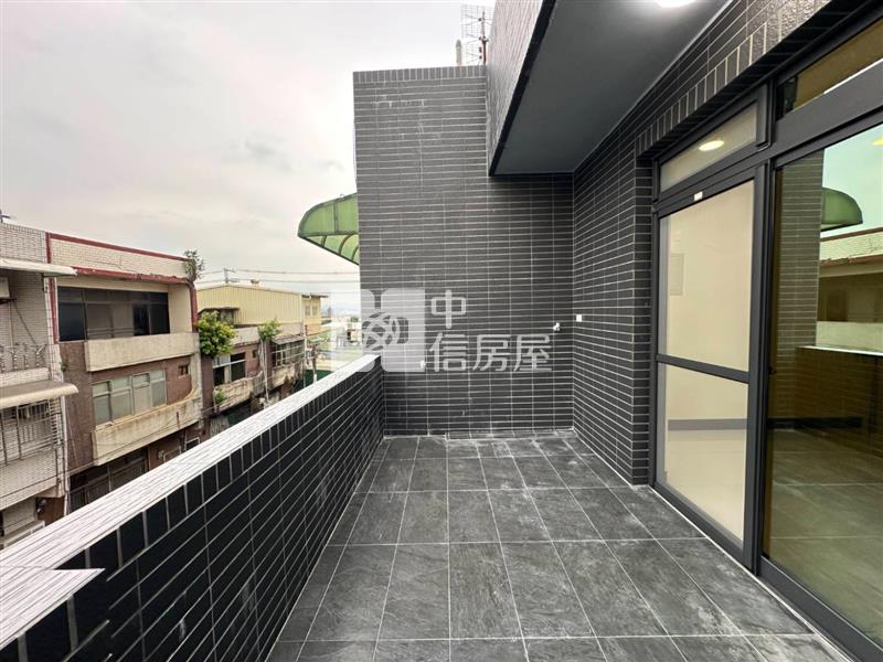 忠貞/龍宮街翻新庭院停車透天房屋室內格局與周邊環境