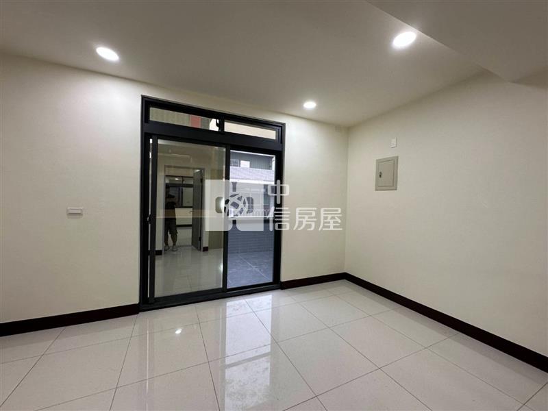 忠貞/龍宮街翻新庭院停車透天房屋室內格局與周邊環境