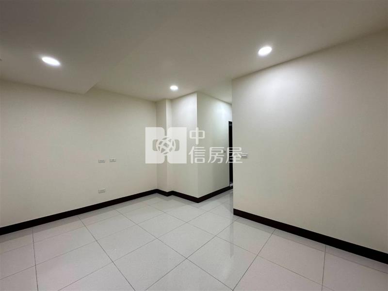 忠貞/龍宮街翻新庭院停車透天房屋室內格局與周邊環境