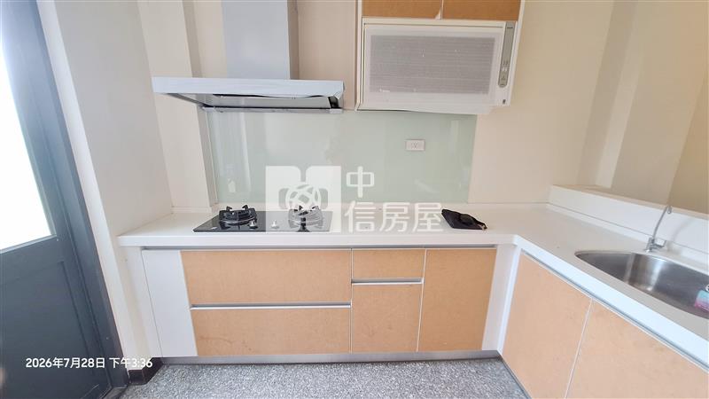 急售近礁溪國中電梯透天房屋室內格局與周邊環境