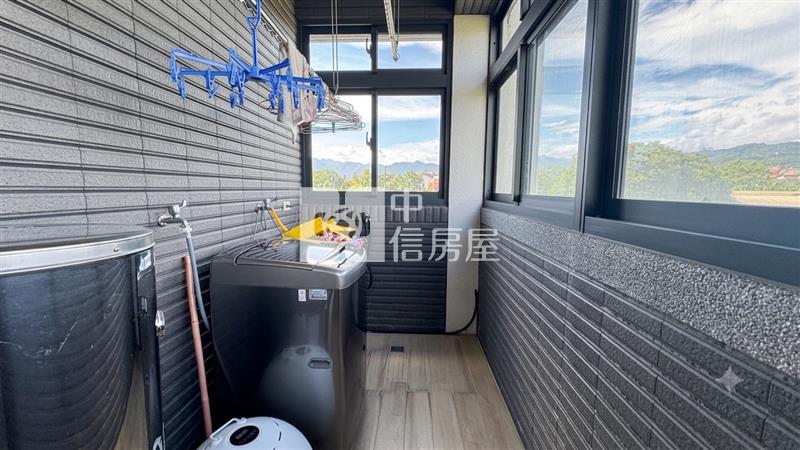 三星現代奢華農舍加資材室房屋室內格局與周邊環境