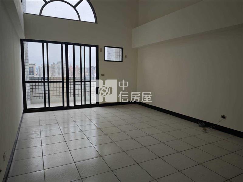 專-育達挑高豪宅雙主臥大四房車房屋室內格局與周邊環境