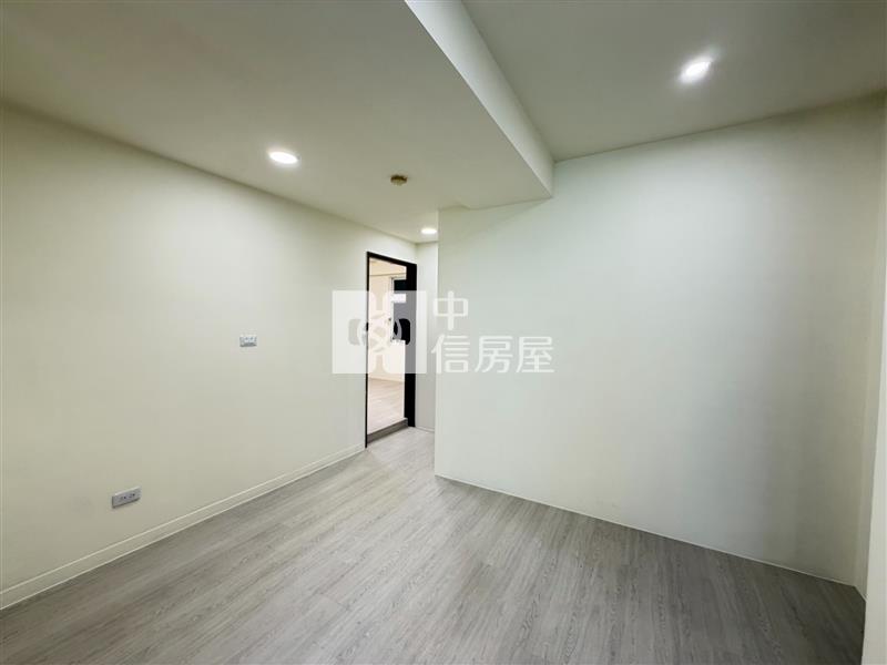 桃園藝文特區旁 春日路 大塊文章 精美大2房車房屋室內格局與周邊環境