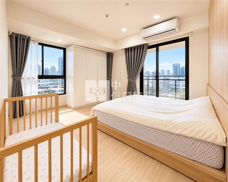 中港層峰超美三房平車房屋室內格局與周邊環境