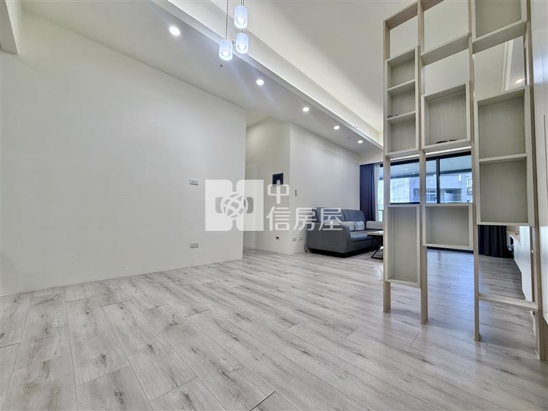 十五期新市政｜輕屋齡北歐風三房露台戶+B1平車房屋室內格局與周邊環境