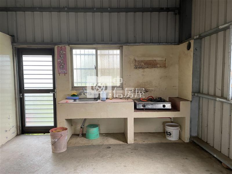 臨東明國小農舍房屋室內格局與周邊環境