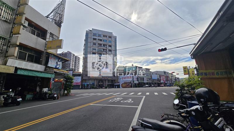 員林八條通財經大樓房屋室內格局與周邊環境