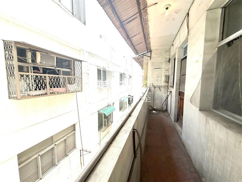 裕豐街38坪5樓健身寓房屋室內格局與周邊環境