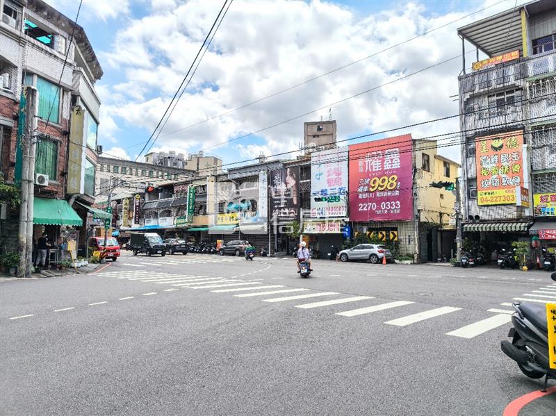 15米搶手鎮金店面.廣告醒目.生意好做.