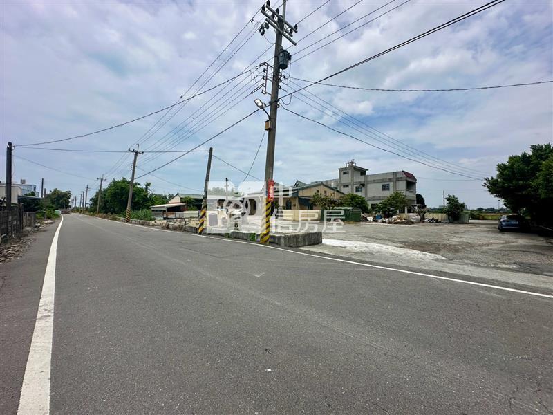 草湖國中旁方正甲建｜大面寬｜8米路｜低總價建地房屋室內格局與周邊環境