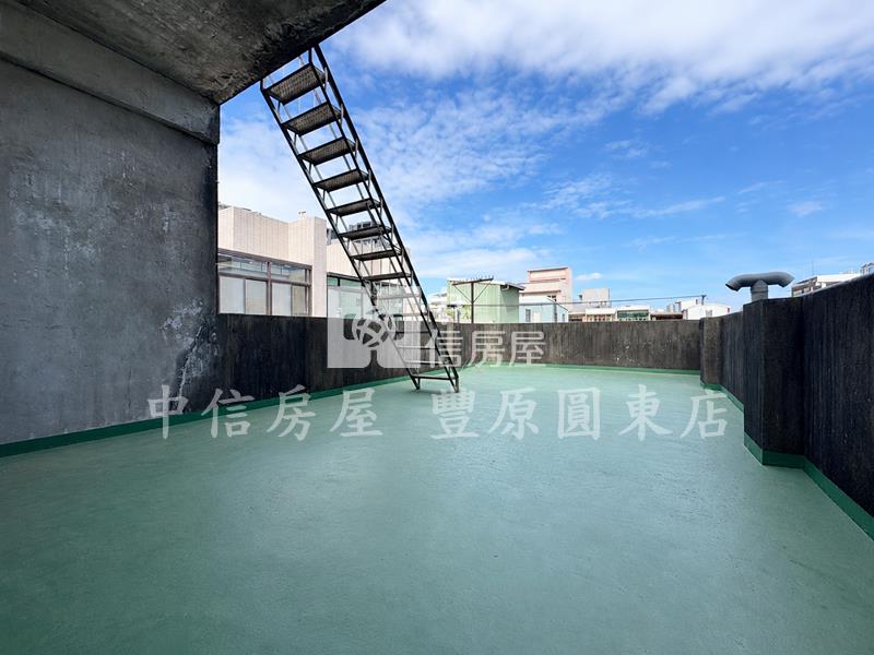 ㊣內圓環店面房屋室內格局與周邊環境