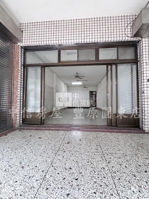 ㊣內圓環店面