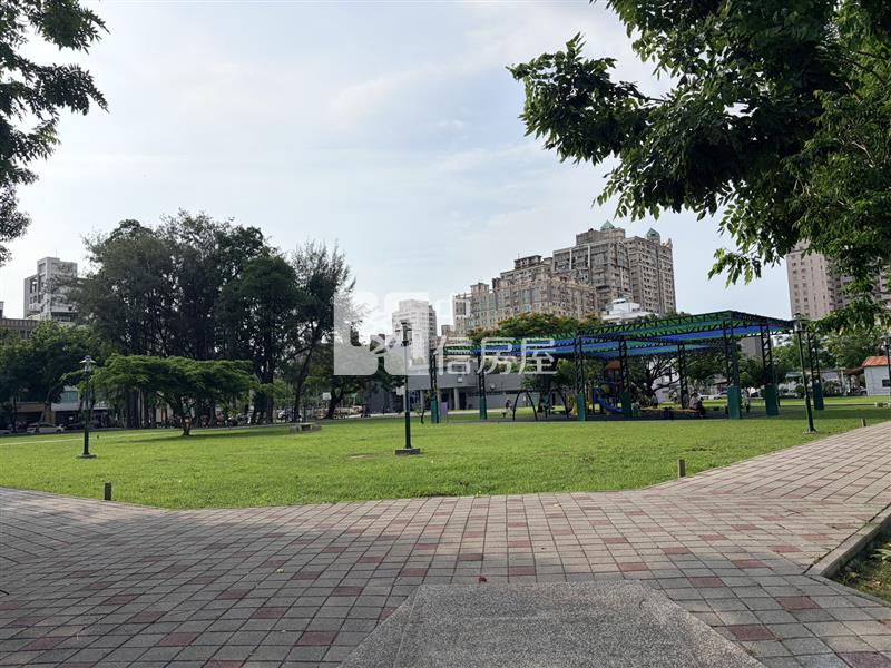 春福御邸三房平車房屋室內格局與周邊環境