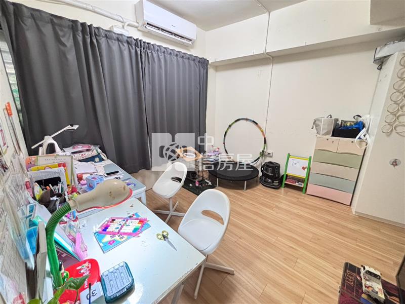 青埔A18站圓夢黃金店住房屋室內格局與周邊環境